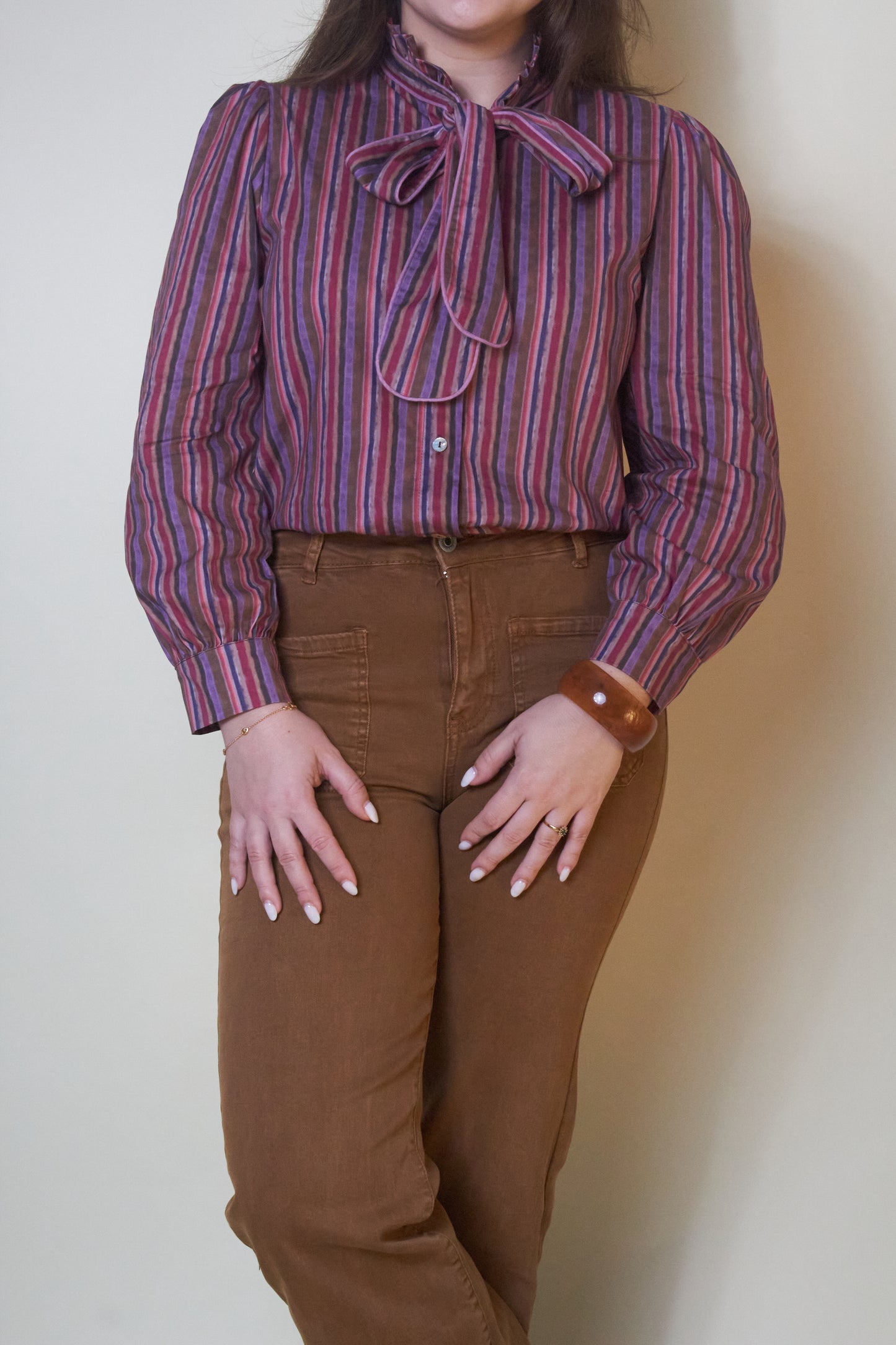 Camisa Laçada às Riscas