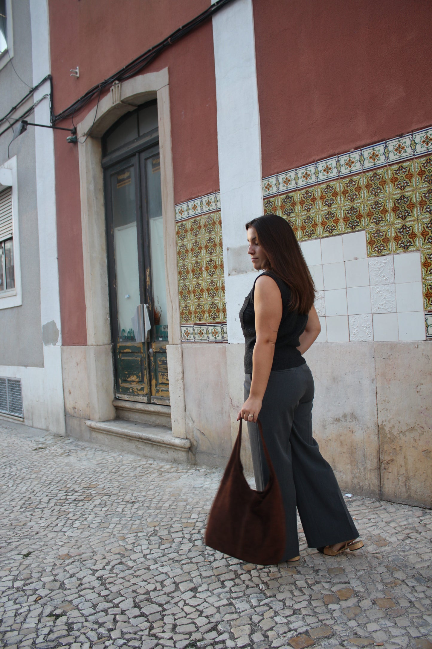 Mala "Tote Bag" em camurça castanha